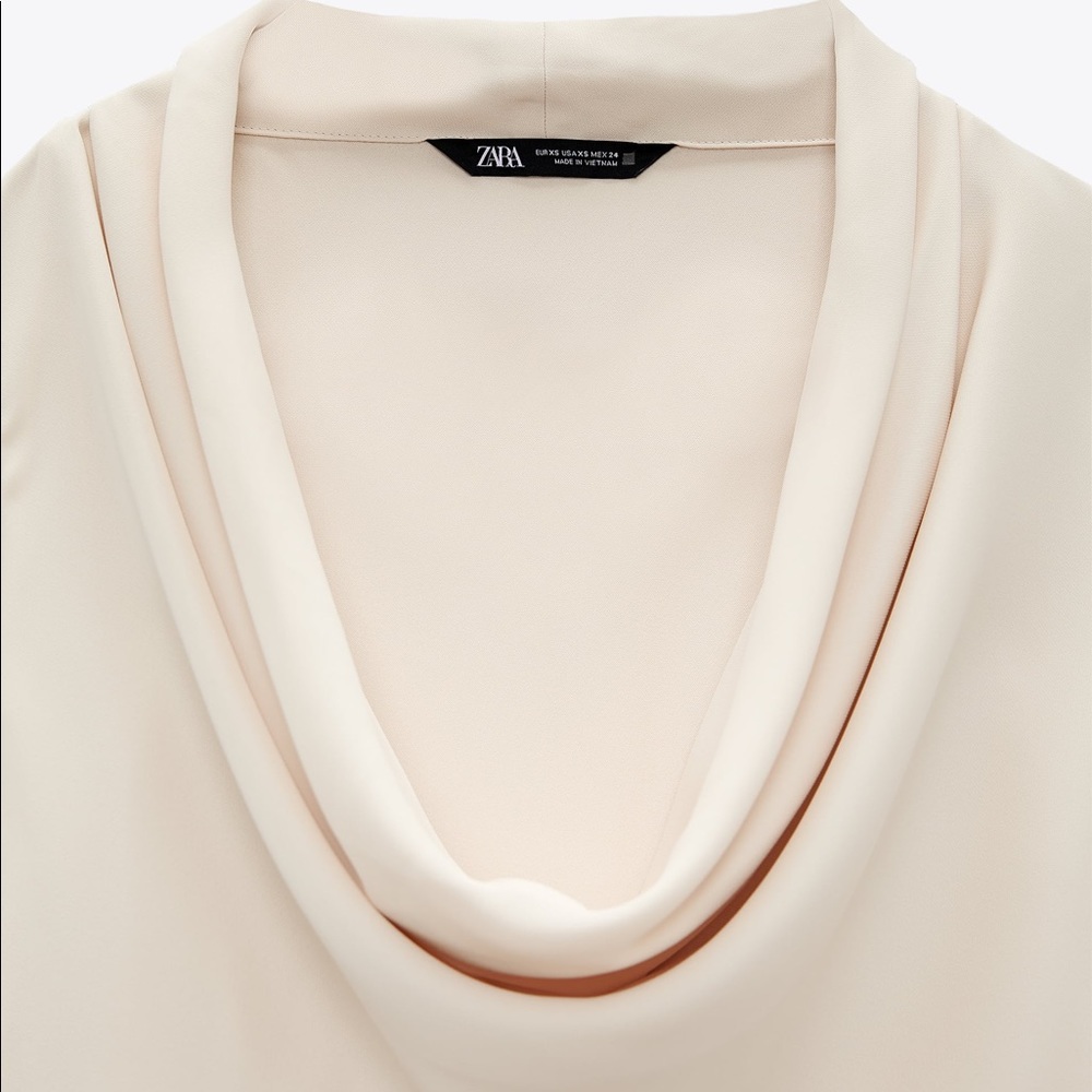 Zara Ecru Flowy Neckline Top - Picture 7 of 7
